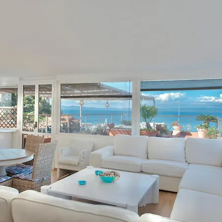 Daire Panoramic Penthouse Porto Santo Stefano (Grosseto)